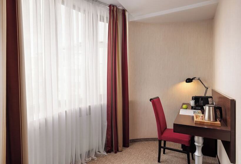 سوییت جونیور, Park Inn By Radisson Sadu Moscow