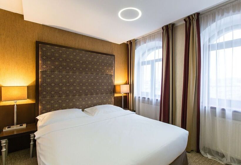 سوییت جونیور, Park Inn By Radisson Sadu Moscow