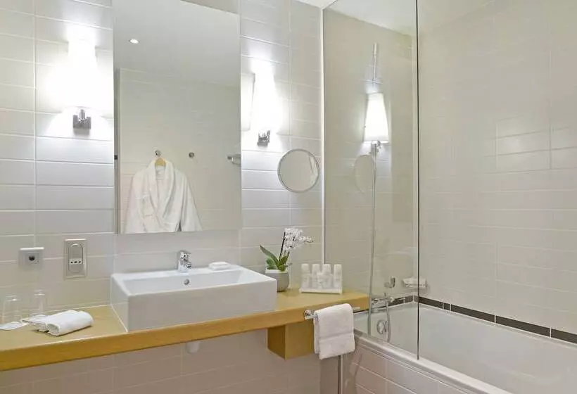 سوییت جونیور, Radisson Blu Hotel Toulouse Airport