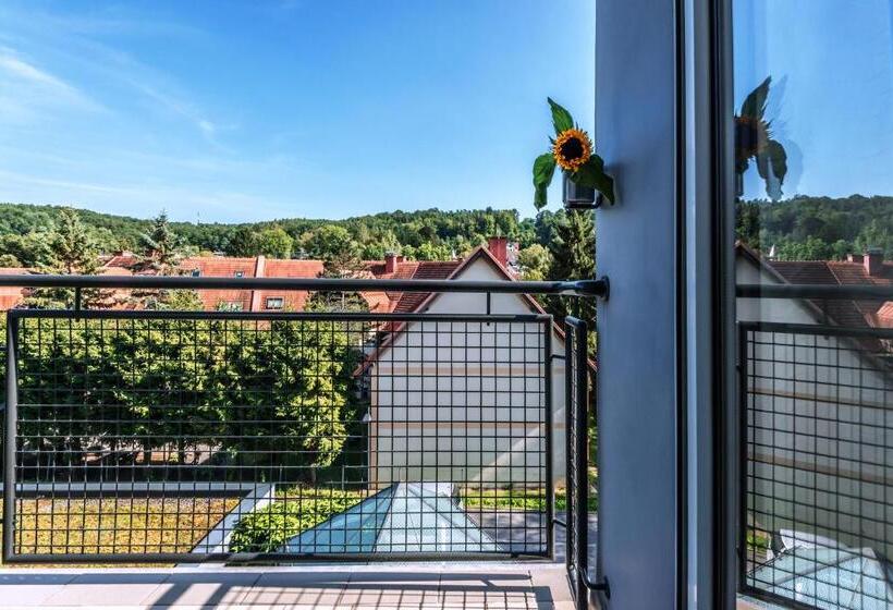 شقة غرفة واحدة, Stoiser Graz