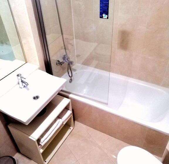 اتاق لوکس, Un Patio Al Sur