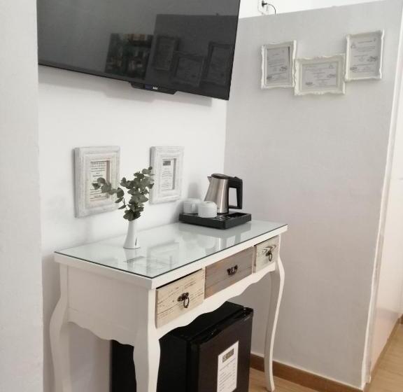 اتاق استاندارد, Un Patio Al Sur