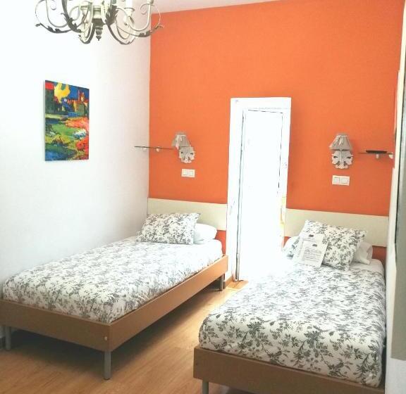 اتاق استاندارد, Un Patio Al Sur