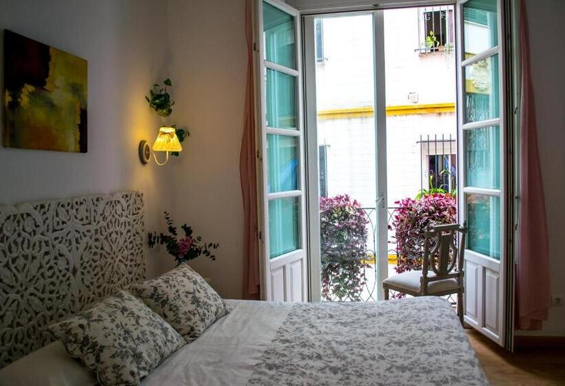 اتاق سوپریور, Un Patio Al Sur