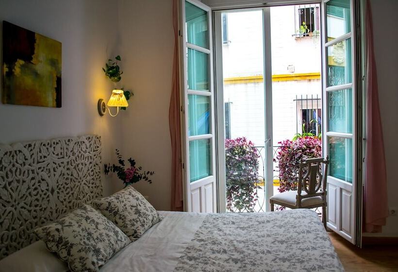 اتاق سوپریور, Un Patio Al Sur