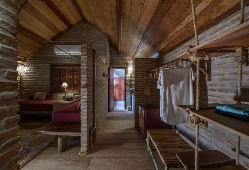 コンフォートルーム, Vila Kalango