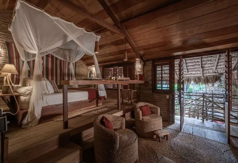 コンフォートルーム, Vila Kalango