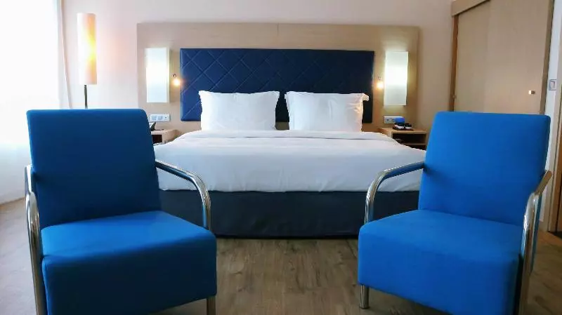سوییت جونیور, Radisson Blu Hotel Toulouse Airport