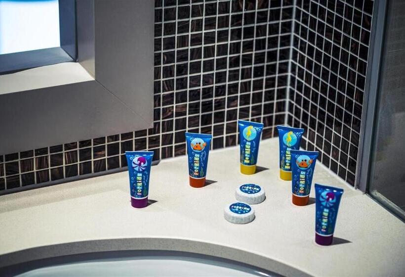 سوییت خانوادگی, The Grand Mark Prague   The Leading Hotels Of The World