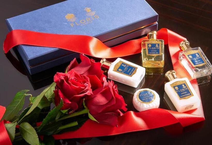 سوئیت اجرایی با چشم‌انداز باغ, The Grand Mark Prague   The Leading Hotels Of The World