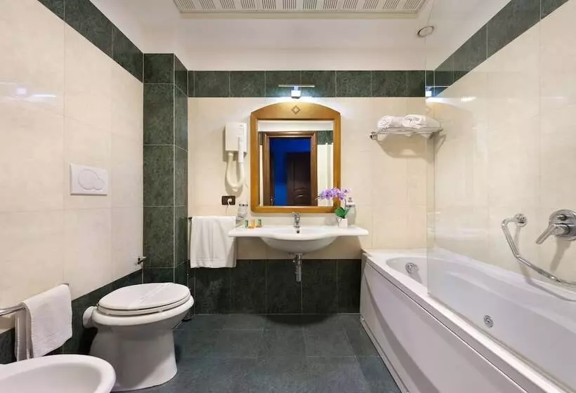 اتاق استاندارد, Ulisse Deluxe Hostel