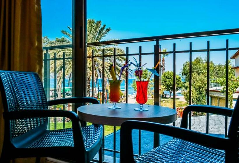 Standard Room Sea View