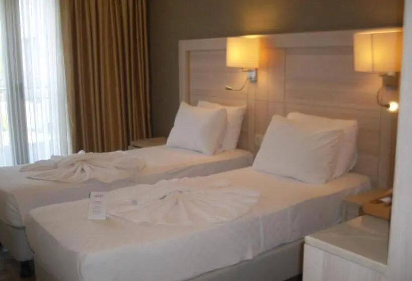 Economy Room