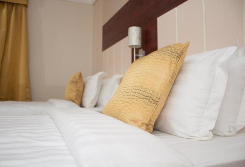Quarto Basic, Farha International Furnished Units 3