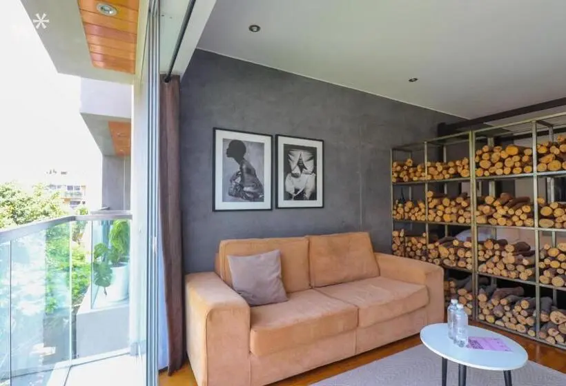 استودیوی لوکس, Las Mimosas By Wynwood House