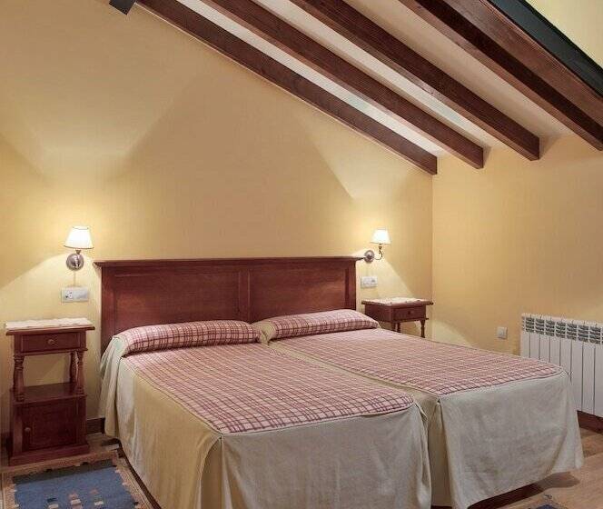 2침실 아파트 정원 전망, El Molin De Petra