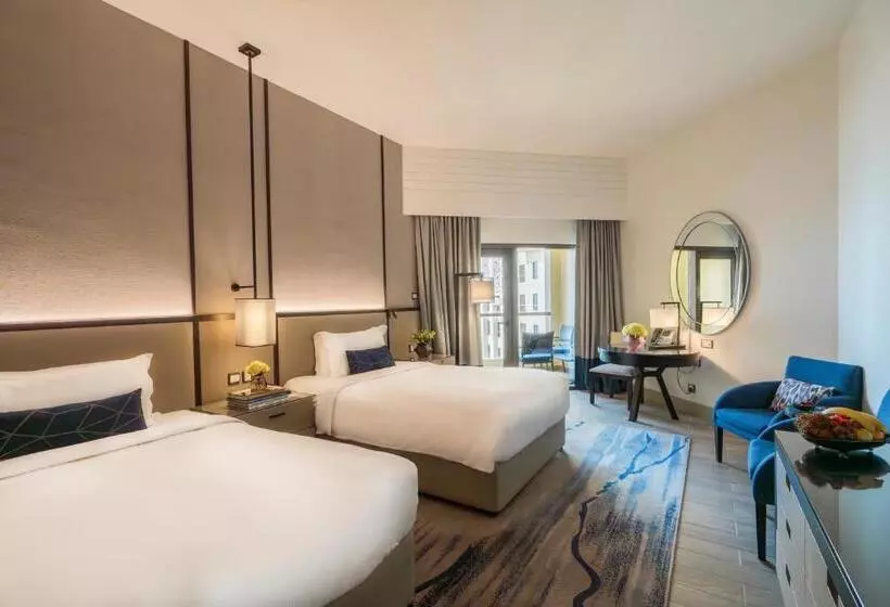 اتاق خانوادگی تودرتو, Amwaj Rotana, Jumeirah Beach   Dubai