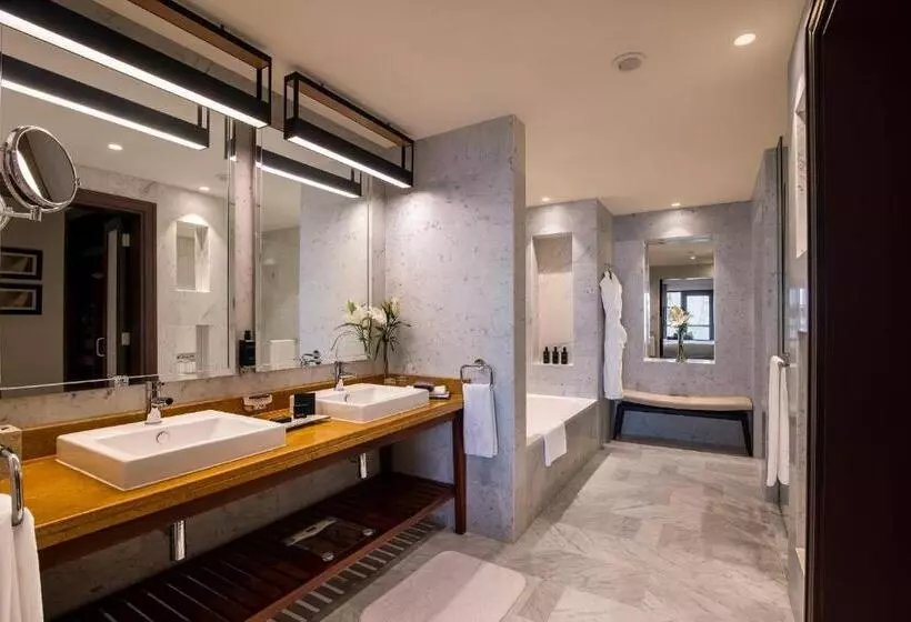 سوئیت 2 خوابه, Amwaj Rotana, Jumeirah Beach   Dubai