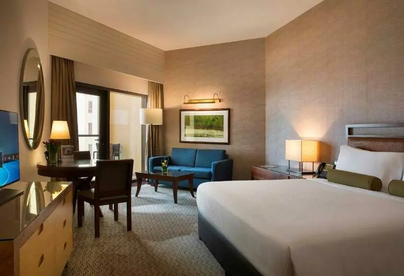 اتاق استاندارد با تخت بزرگ, Amwaj Rotana, Jumeirah Beach   Dubai