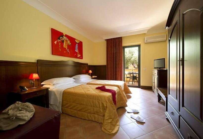 غرفة قياسية ثلاثية, Baia Di Ulisse Wellness & Spa