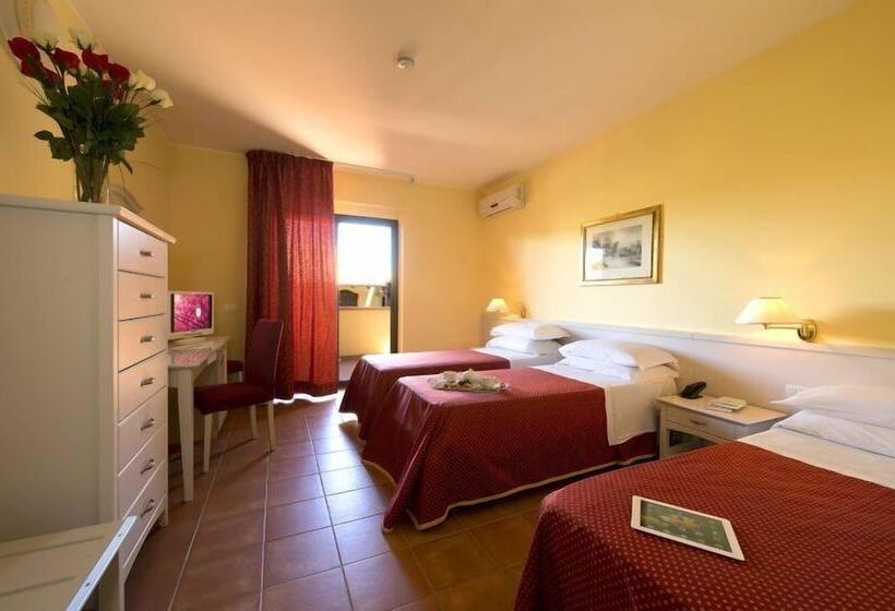 غرفة قياسية ثلاثية, Baia Di Ulisse Wellness & Spa