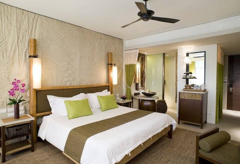 اتاق لوکس با چشمانداز دریا, Centara Grand Mirage Beach Resort Pattaya