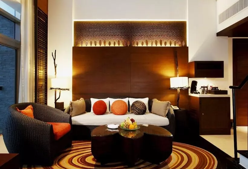スイートクラブ シービュー, Centara Grand Mirage Beach Resort Pattaya
