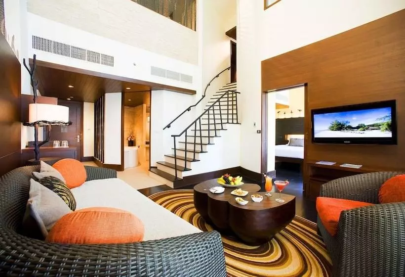 スイートクラブ シービュー, Centara Grand Mirage Beach Resort Pattaya