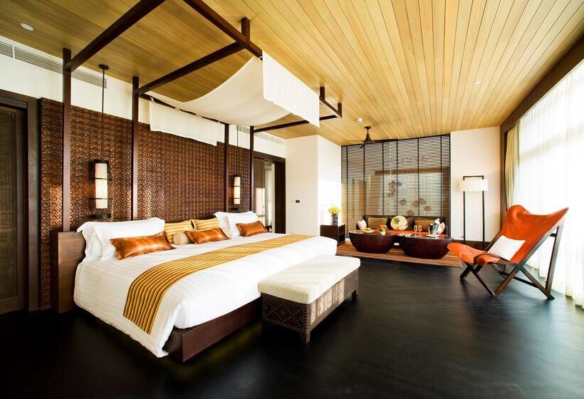 Люкс Клуб, Centara Grand Mirage Beach Resort Pattaya