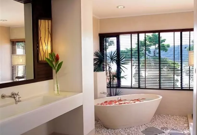 オーシャンビュー２ベッドルームヴィラ, Chandara Resort & Spa Phuket