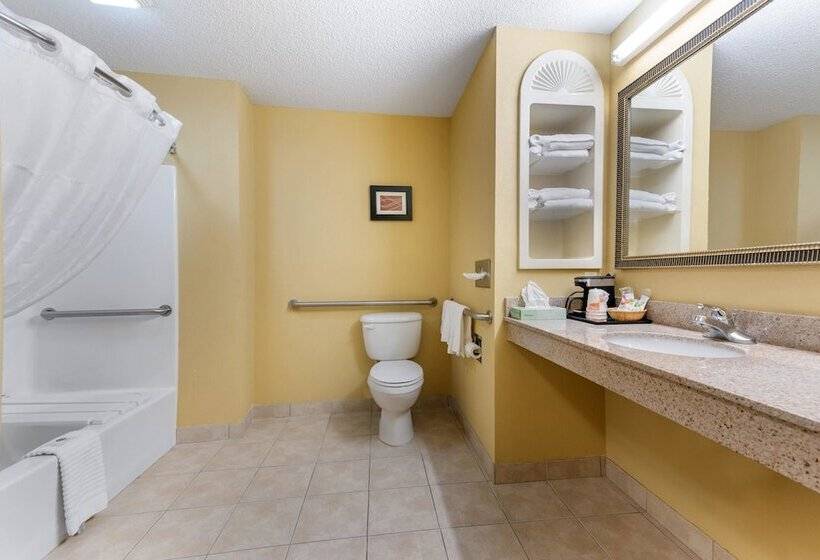 スイート, Comfort Suites