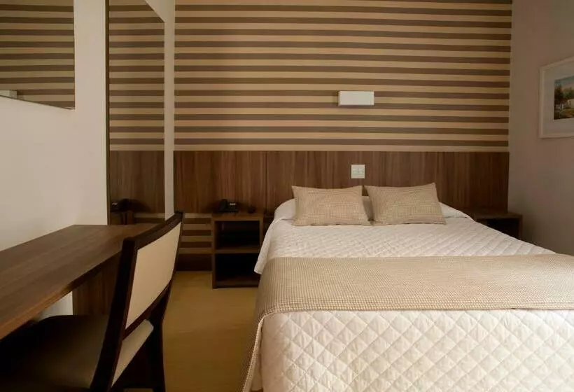 اتاق سوپریور, Continental Business  200 Metros Do Complexo Hospitalar Santa Casa