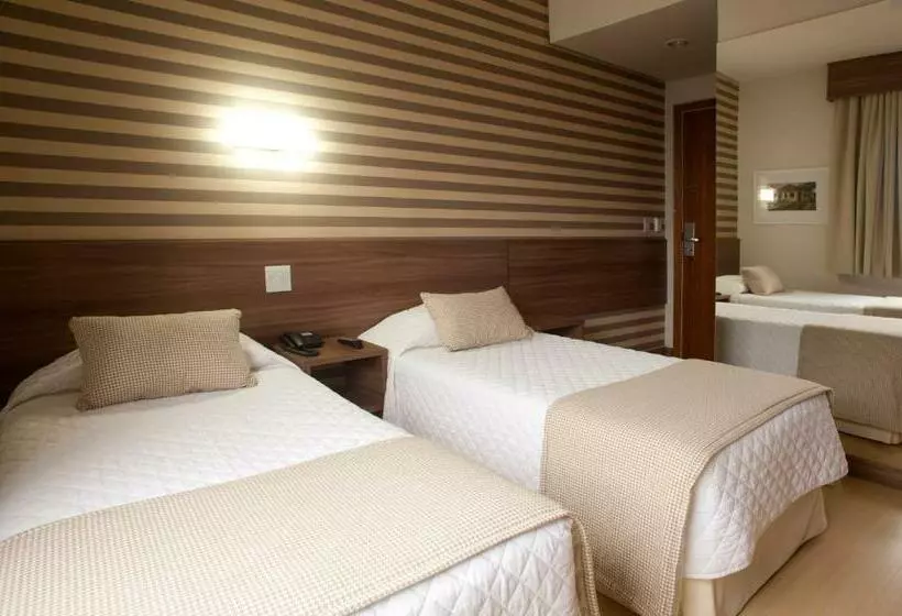 اتاق استاندارد, Continental Business  200 Metros Do Complexo Hospitalar Santa Casa