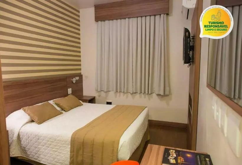 اتاق استاندارد, Continental Business  200 Metros Do Complexo Hospitalar Santa Casa