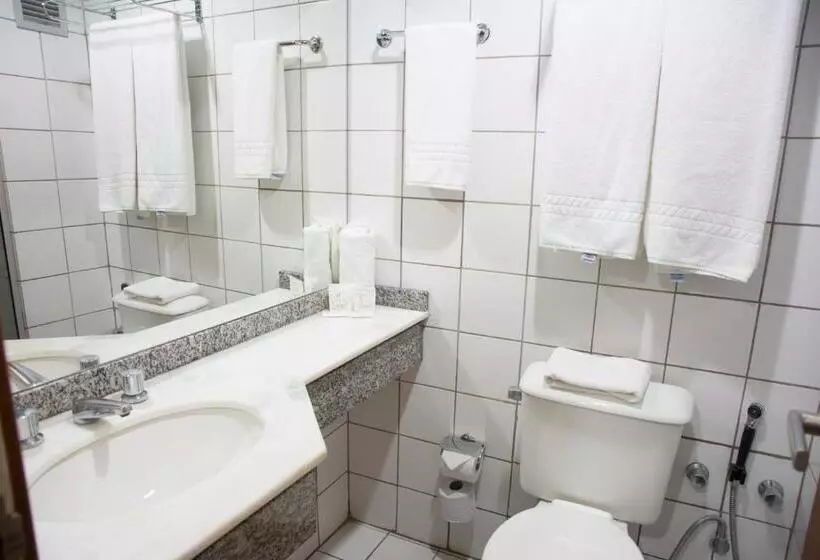 اتاق سوپریور سه تخته, Continental Business  200 Metros Do Complexo Hospitalar Santa Casa