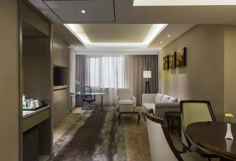 سوییت, Holiday Inn Nanjing Aqua City, An Ihg
