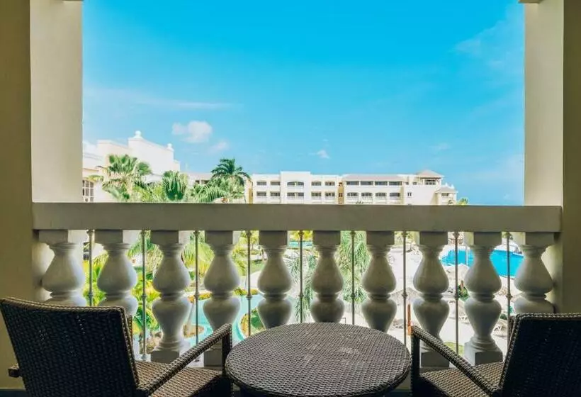 اتاق استاندارد با چشم‌انداز دریا, Iberostar Waves Rose Hall Beach