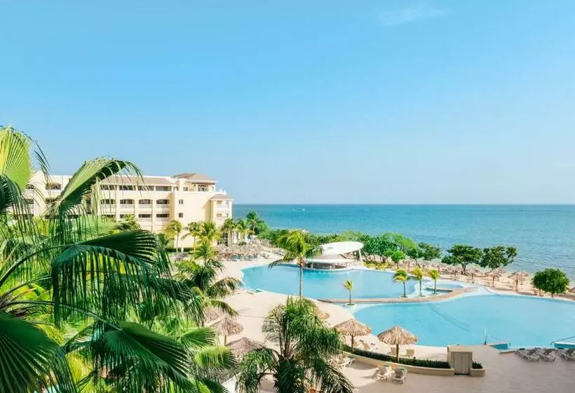 اتاق سوپریور, Iberostar Waves Rose Hall Beach