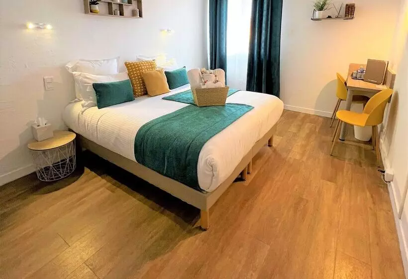 سوییت جونیور با چشم‌انداز دریا, Iberostar Waves Rose Hall Beach