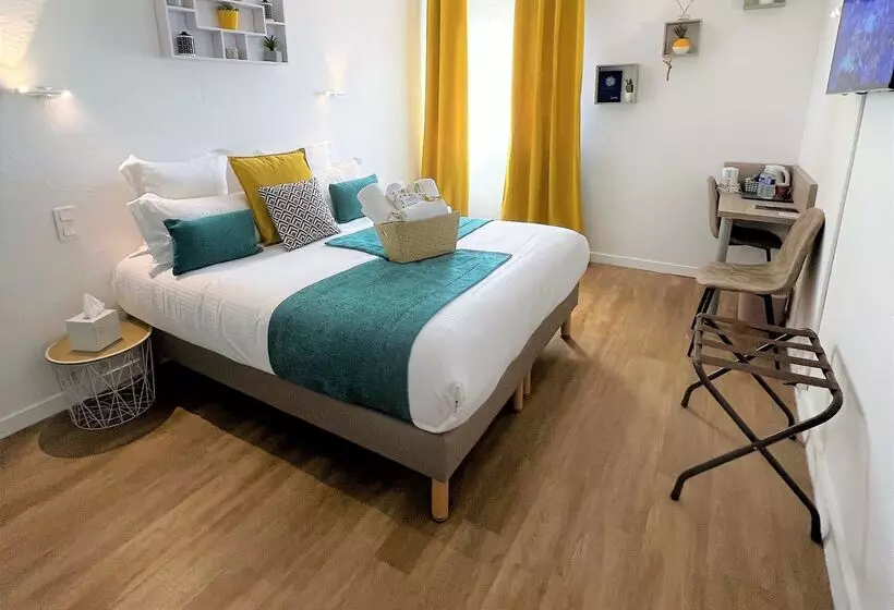 سوییت جونیور با چشم‌انداز دریا, Iberostar Waves Rose Hall Beach