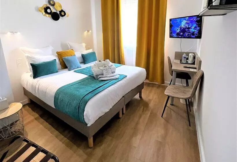 سوییت جونیور با چشم‌انداز دریا, Iberostar Waves Rose Hall Beach