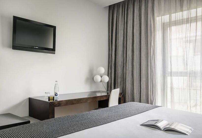 스탠다드 룸, Ikonik Lex