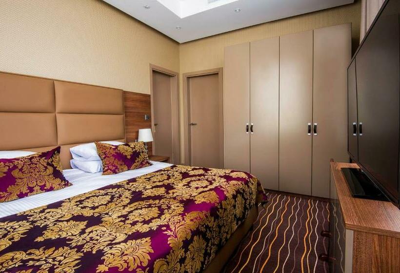 آپارتمان 1 خوابه, Maidan Palace