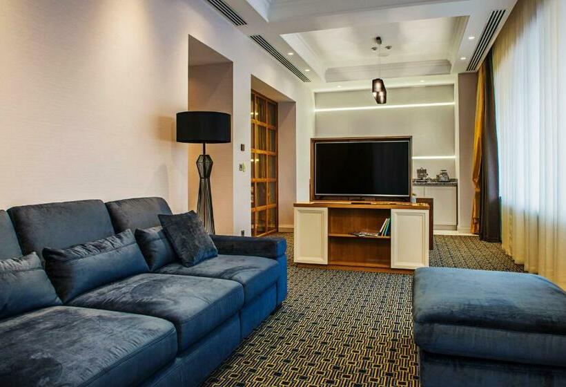 آپارتمان لوکس 1 خوابه, Maidan Palace