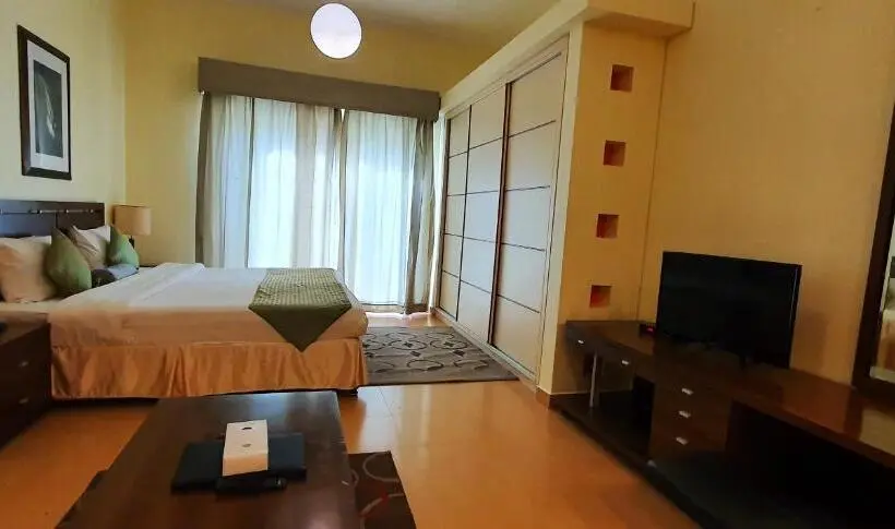 استودیوی استاندارد, Tulip Hotel Apartments