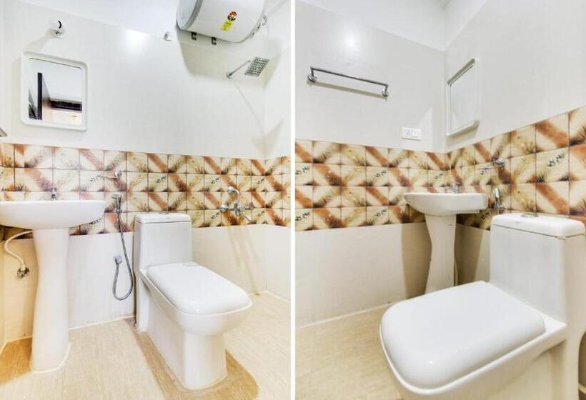 חדר קלאסי לשלושה, O Sm Residency