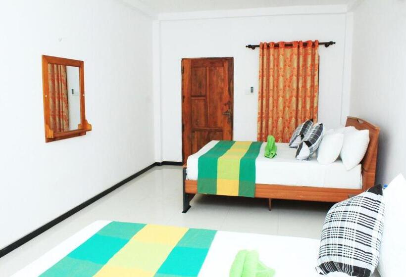 غرفة ديلوكس عائلية, Sigiri Liya Rest