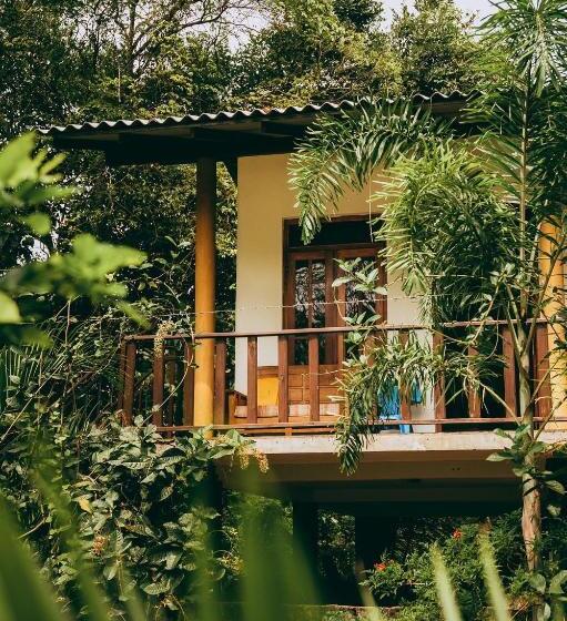 غرفة ديلوكس, Sigiri Liya Rest