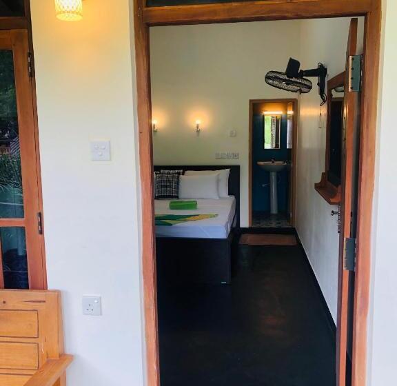 غرفة ديلوكس, Sigiri Liya Rest