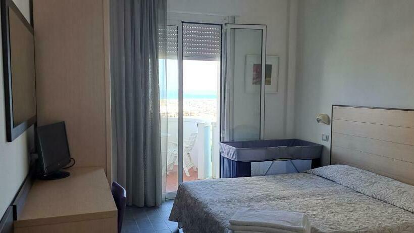 Triple Room Sea View, Marco